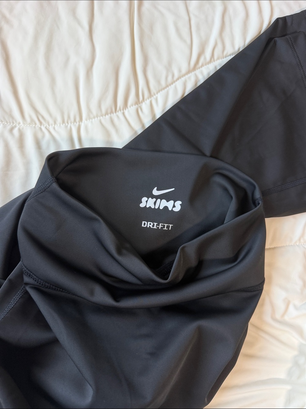 Nike skims slim flared leggings XS - Picture 4 of 6